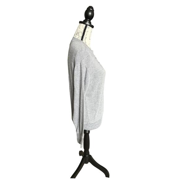 Monrow + Soul Cycle Rainbow Embroidered Crewneck Lightweight Gray Shirt Small - Picture 3 of 9